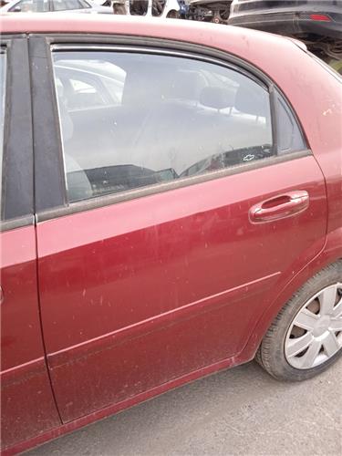 puerta trasera izquierda chevrolet lacetti 20