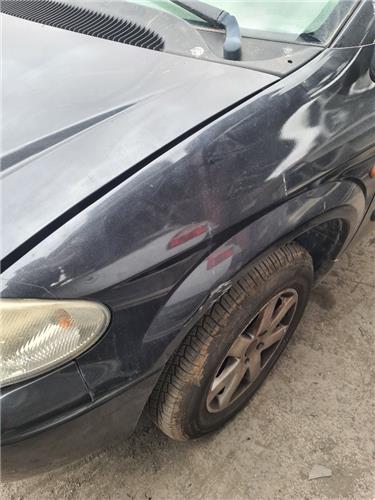 aleta delantera izquierda chrysler voyager rg