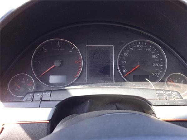 cuadro instrumentos audi a4 berlina 8e 2004 