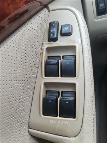 botonera puerta delantera izquierda toyota av