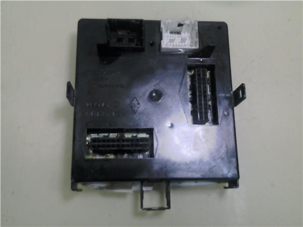 uch renault laguna ii bg0 2001 19 authentiqu