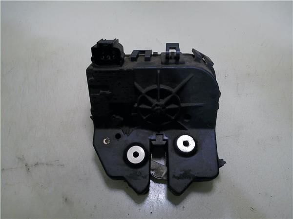 cerradura porton ford focus berlina cak 1998