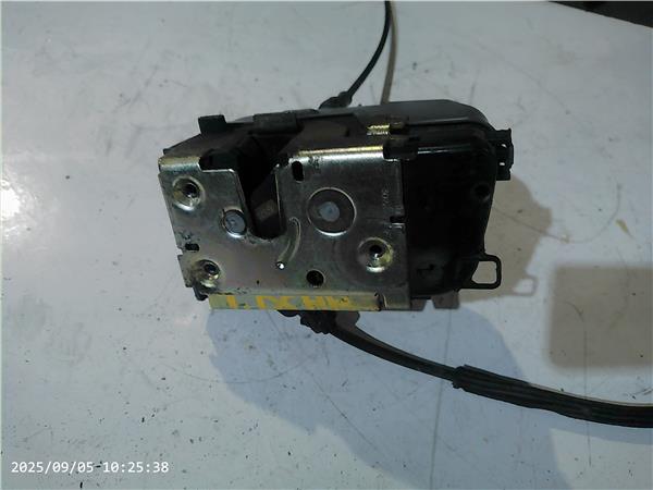 cerradura puerta trasera derecha renault scen