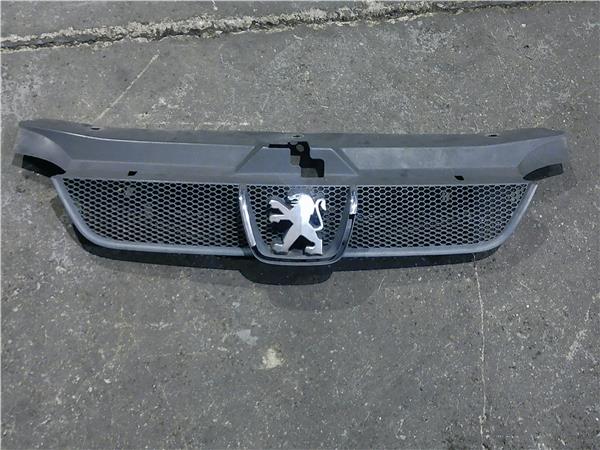 rejilla paragolpes delantero peugeot 406 berlina (s1/s2)(08.1995 >) 2.2 sv [2,2 ltr.   98 kw hdi fap cat]