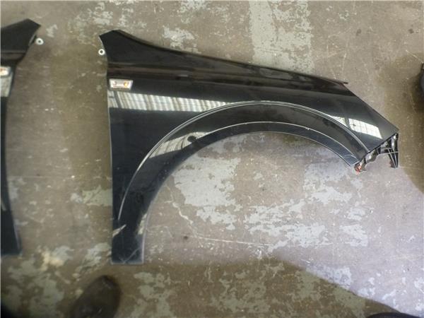 aleta delantera derecha opel zafira b 2005 1