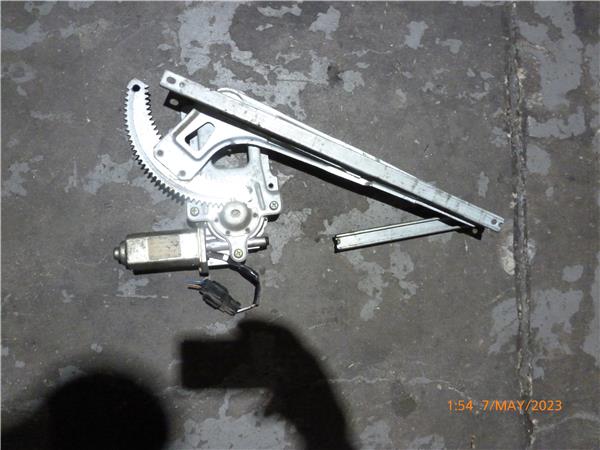 elevalunas electrico derecho opel monterey 19