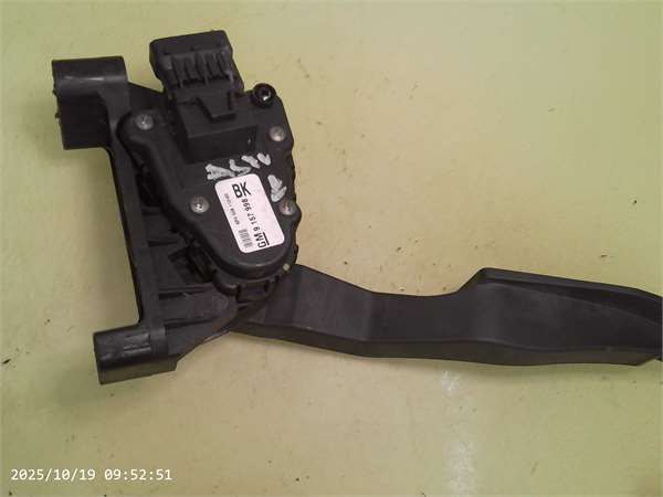 pedal acelerador opel astra h berlina 2004  1
