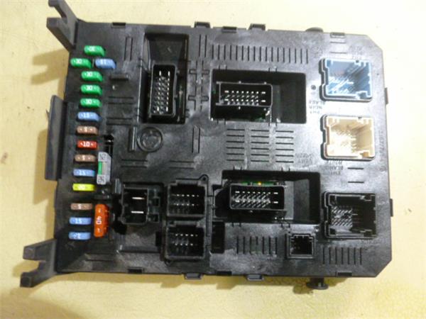 bsi peugeot 307 berlina s2 062005 16 xs 16 l