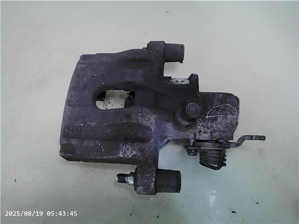 pinza freno trasero derecha nissan primera be