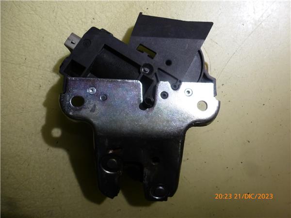 cerradura porton audi a4 berlina (8e)(2004 >) 3.0 tdi quattro (150kw) [3,0 ltr.   150 kw v6 24v tdi]