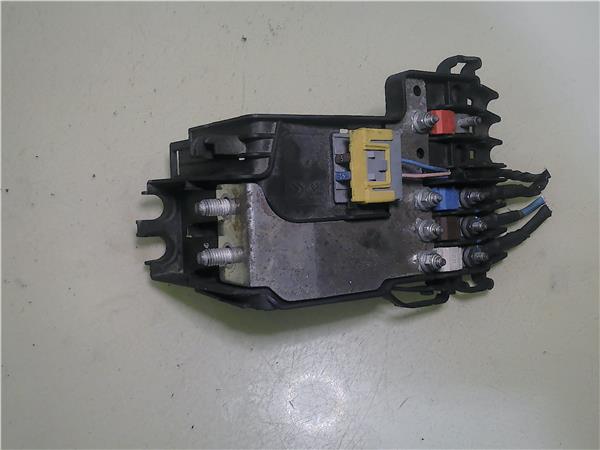 caja fusiblesrele peugeot 308 2007 16 premiu