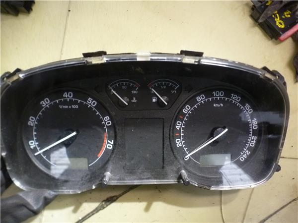 cuadro instrumentos skoda octavia berlina 1u2