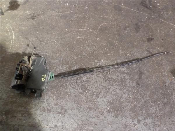 cerradura puerta trasera derecha skoda octavi