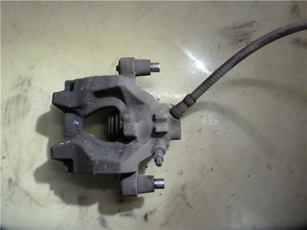 pinza freno trasero derecha mercedes benz cla