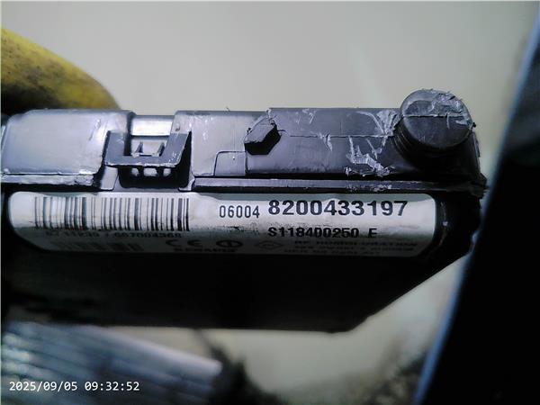 UCH Renault Scenic II 1.9 Confort