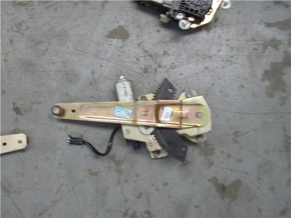 elevalunas electrico trasero izquierdo hyunda