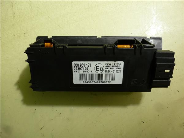 modulo electronico volkswagen polo iv 9n1 112