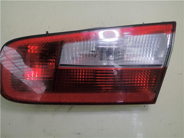 piloto porton trasero derecho renault laguna