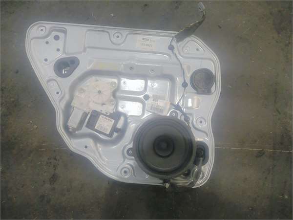 elevalunas electrico trasero izquierdo volvo