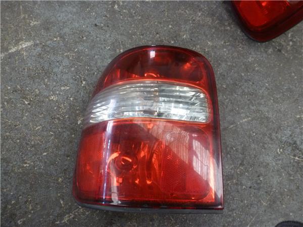 piloto trasero izquierdo kia sportage 1994 2