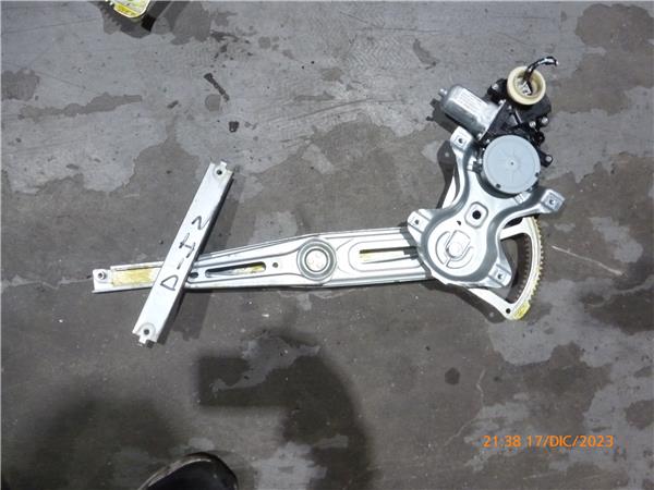 elevalunas electrico izquierdo toyota yaris k