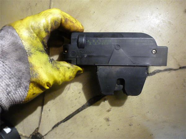 cerradura porton peugeot 407 2004 22 st conf