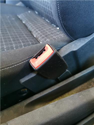 anclaje cinturon delantero derecho volkswagen polo v (6c1)(01.2014 >) 1.2 advance bmt [1,2 ltr.   66 kw tsi]