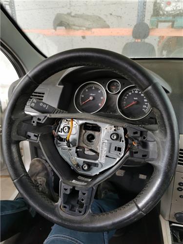 volante opel astra h sedan 17 cdti
