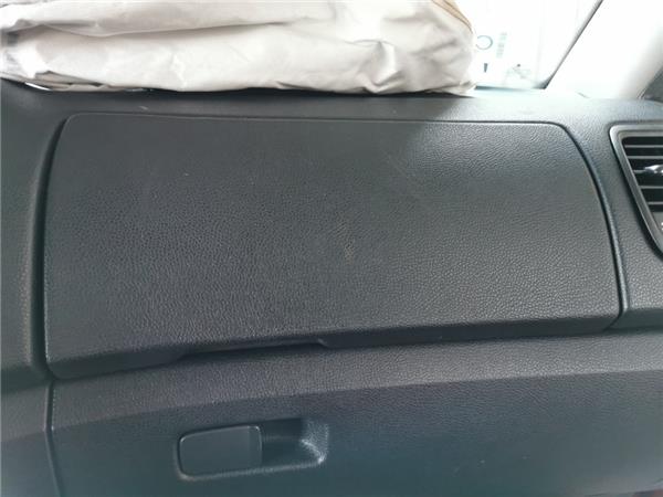 tapa guantera skoda fabia 5j2 2007 12