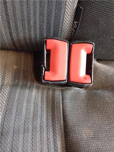 anclaje cinturon trasero central ford fiesta vi 1.4 tdci