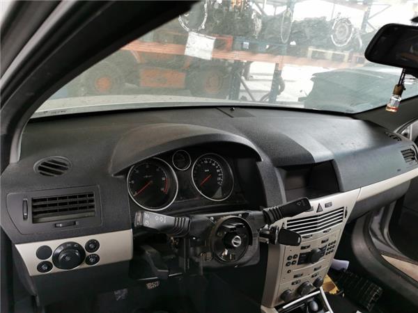 salpicadero opel astra h sedan 17 cdti