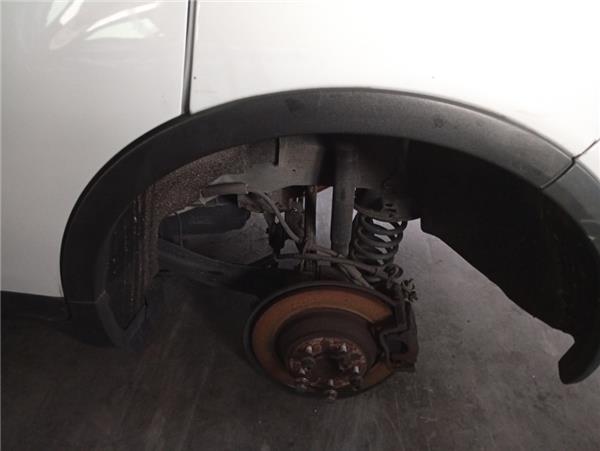 aletin trasero izquierdo ford kuga cbv 2008