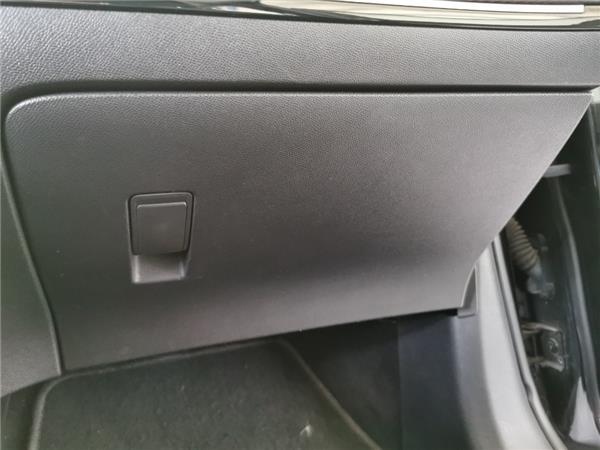 tapa guantera peugeot 208 p2 062019 12 activ