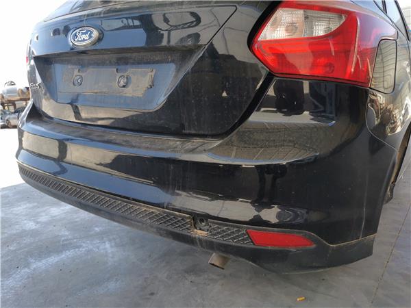 paragolpes trasero ford focus berlina cb8 201