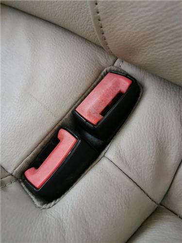 anclaje cinturon trasero izquierdo audi a6 be