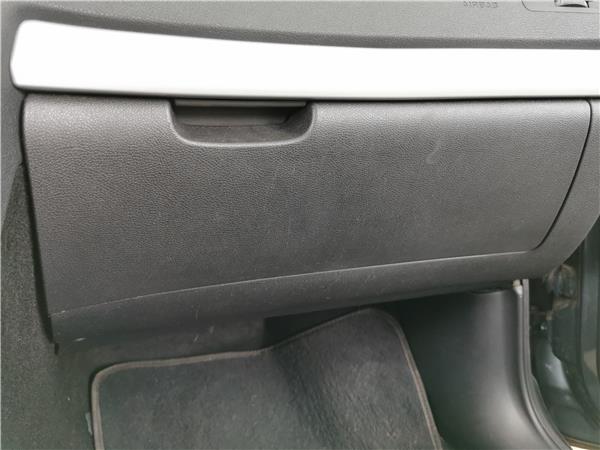 tapa guantera skoda octavia berlina 1z3 2008