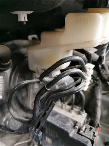 bomba freno toyota yaris p13 2014 13 active