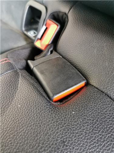 anclaje cinturon trasero central mercedes ben