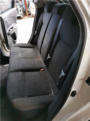 asientos traseros nissan juke i f15e 062010