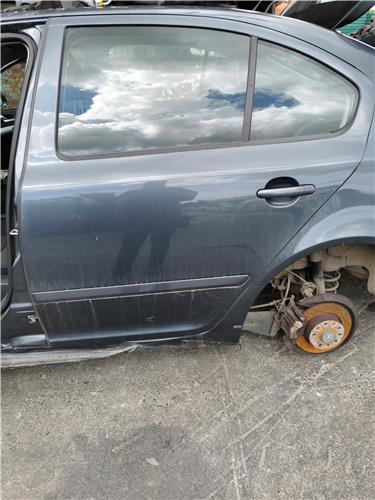 puerta trasera izquierda skoda octavia berlin