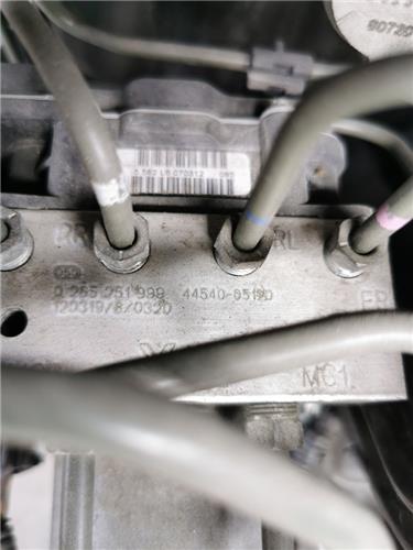 nucleo abs toyota avensis cross sport t27 200