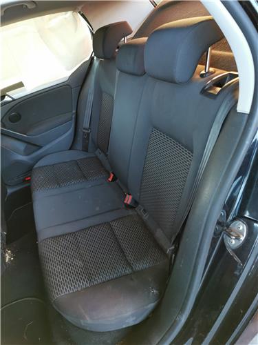 asientos traseros volkswagen golf vi 5k1 1020