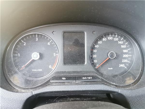 cuadro instrumentos volkswagen polo v 6r1 062