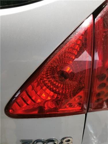 piloto porton trasero derecho peugeot 3008 05