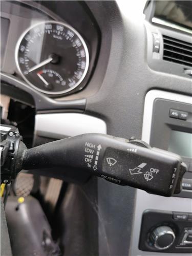 mando limpiaparabrisas skoda octavia berlina