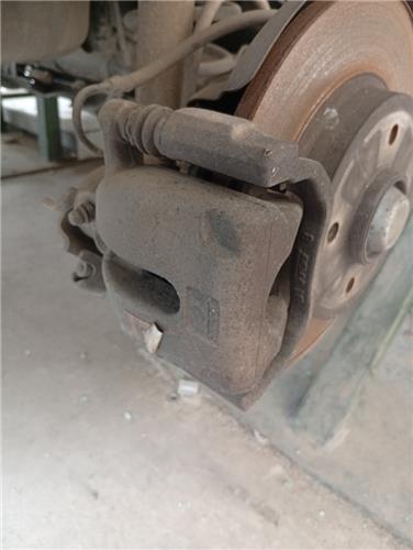 pinza freno trasero derecha peugeot 3008 0520