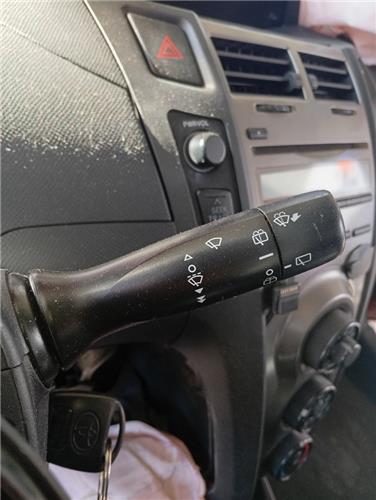 mando limpiaparabrisas toyota yaris ksp9scp9n