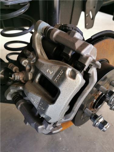 pinza freno trasero izquierda toyota yaris xp