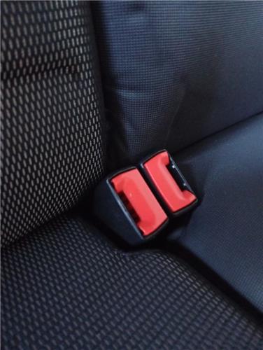 anclaje cinturon trasero derecho ford kuga cb