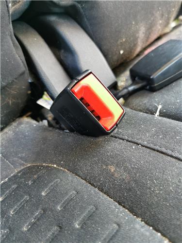 anclaje cinturon trasero derecho volkswagen tiguan (5n1)(11.2007 >) 2.0 +motion 4motion [2,0 ltr.   103 kw tdi]